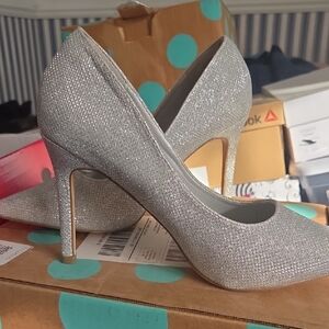 Dream Pairs Glittering Silver Heels